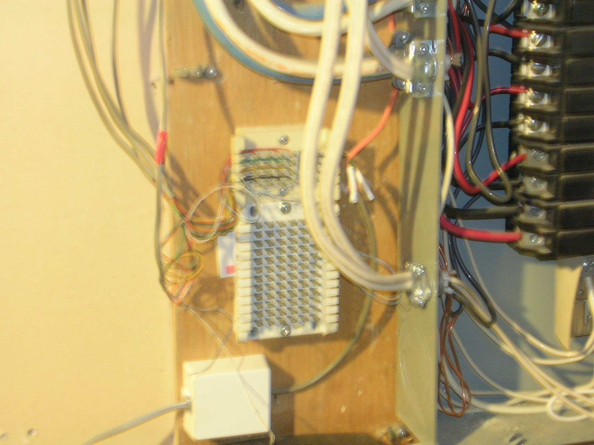 BAD HOUSE WIRING WE MADE PROPER! TO CODE